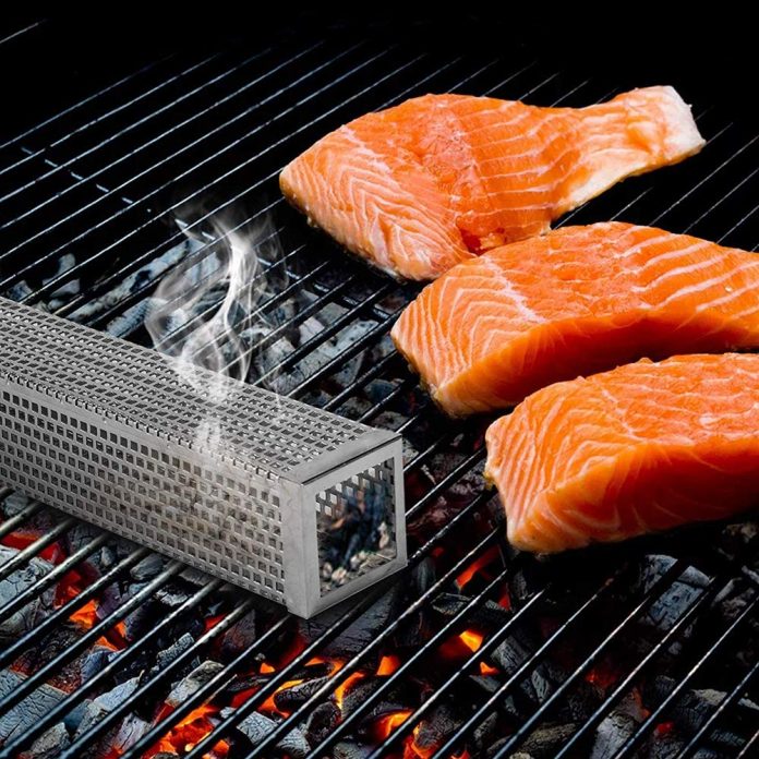 7 Best Smoker Tube Review for a Smoky Flavor